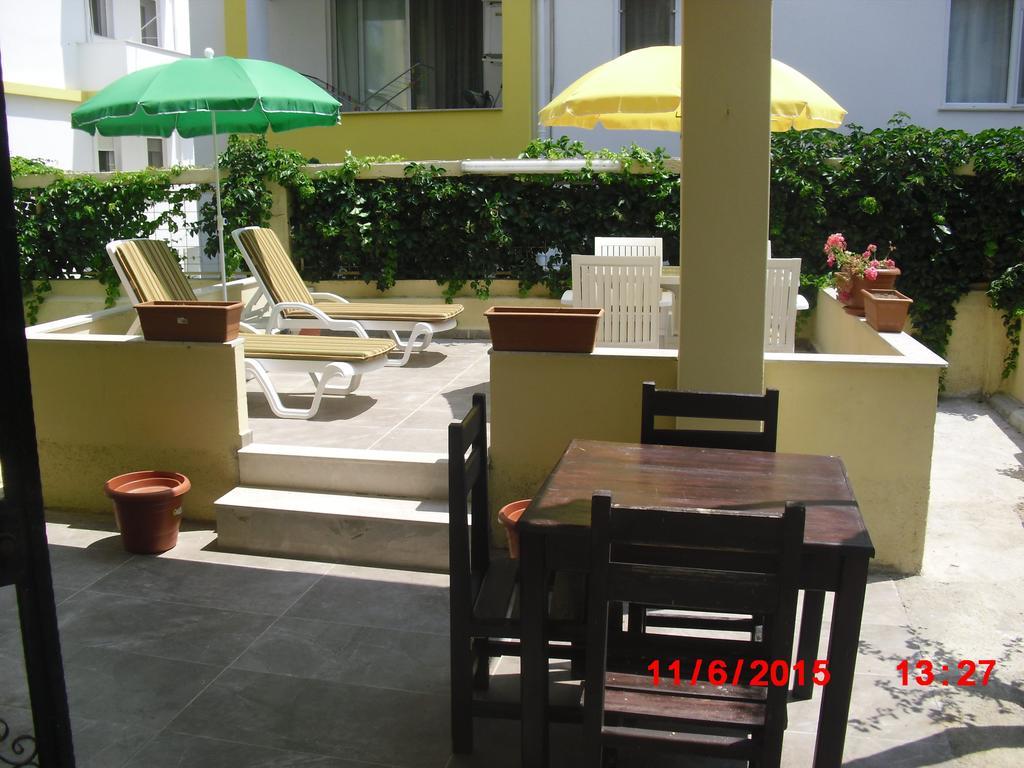 Gaby Apartment Кушадаси Номер фото