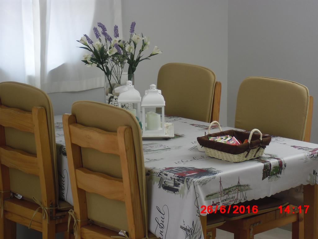 Gaby Apartment Кушадаси Екстер'єр фото